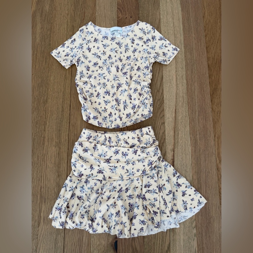 💛Girls Yellow Floral Ribbed Matching Set✨ Small